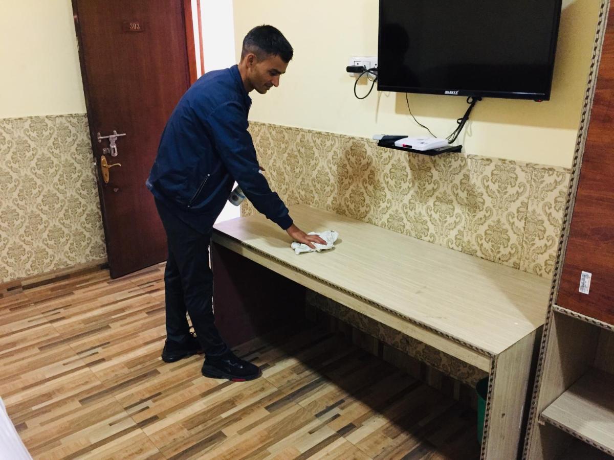 Hotel Prem G, Mussoorie Ngoại thất bức ảnh