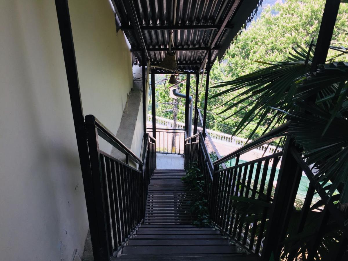Hotel Prem G, Mussoorie Ngoại thất bức ảnh