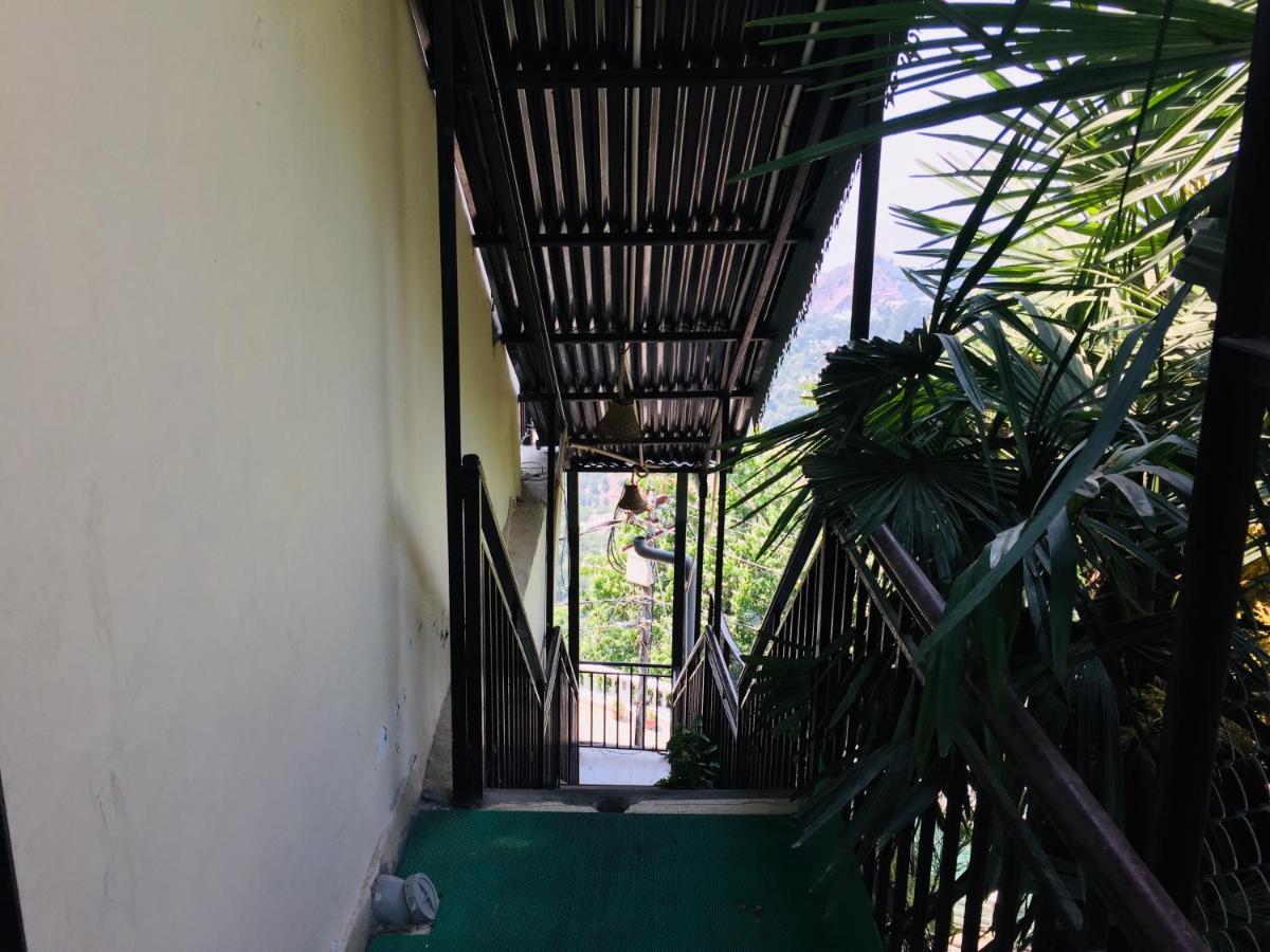 Hotel Prem G, Mussoorie Ngoại thất bức ảnh